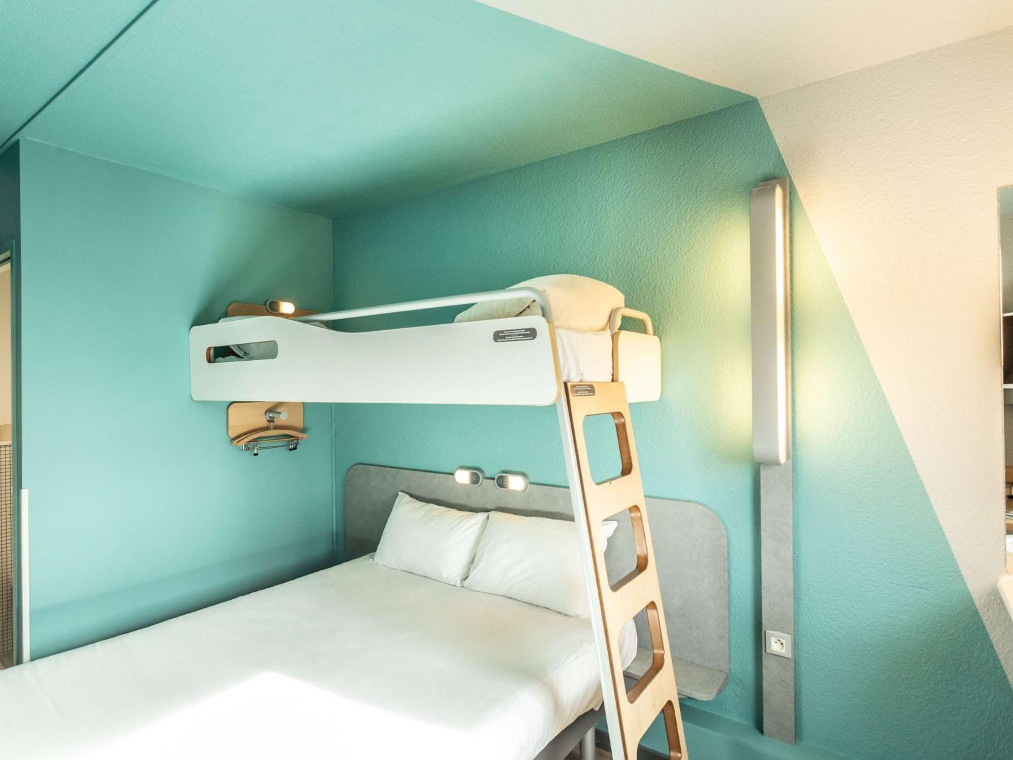 Ibis Budget Bourges Bagian luar foto