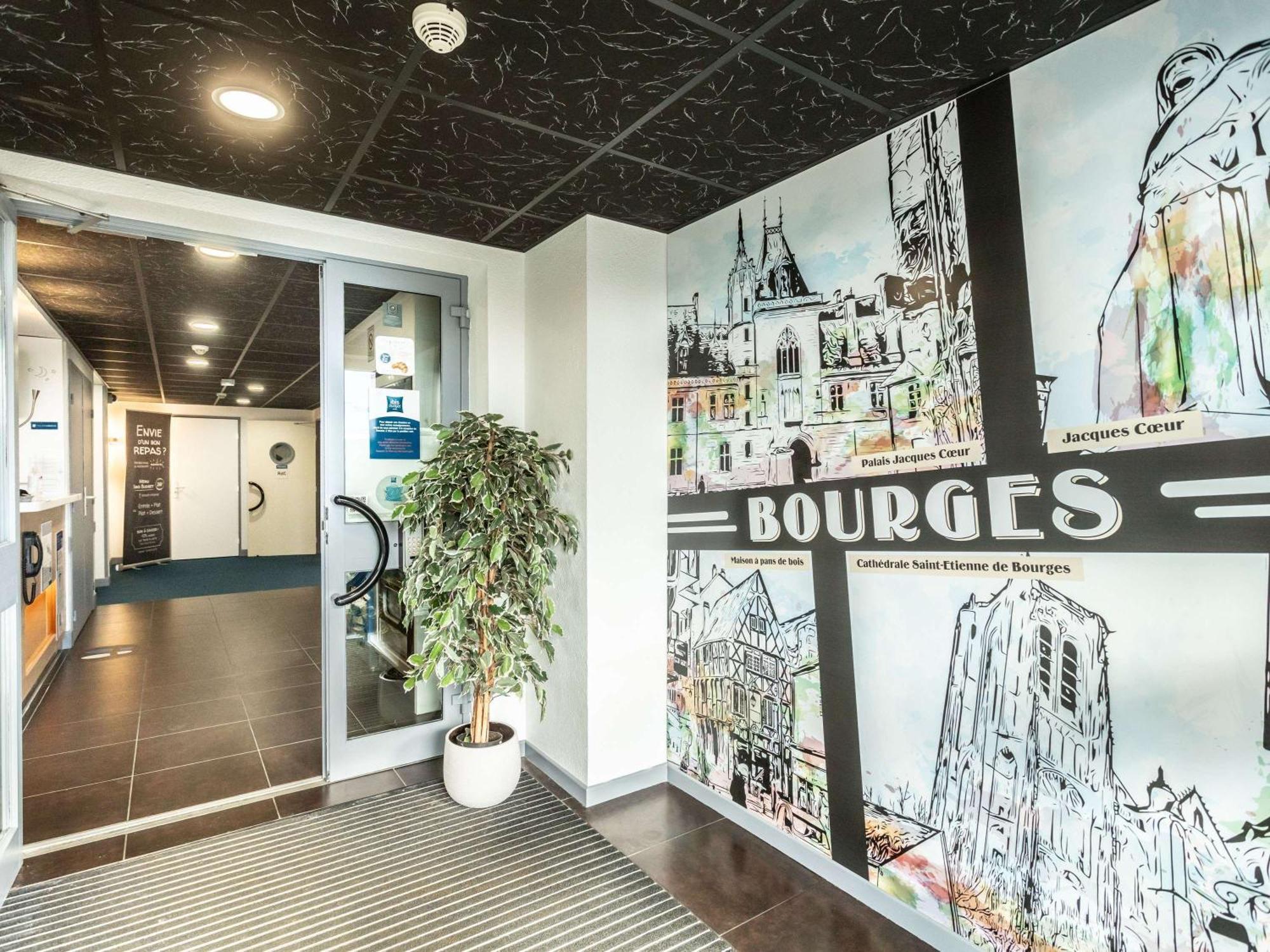 Ibis Budget Bourges Bagian luar foto